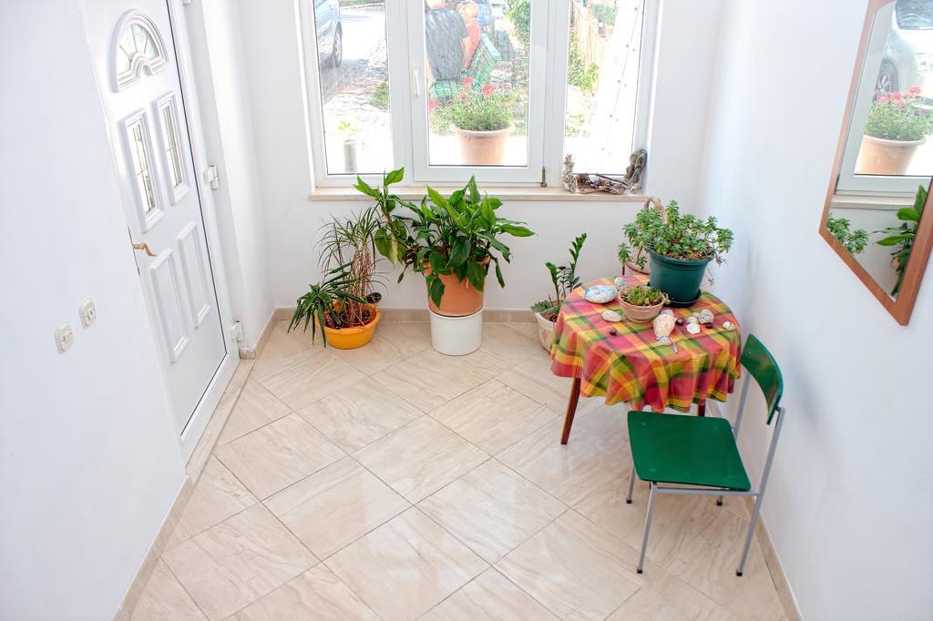 Apartments Dani Makarska Bagian luar foto
