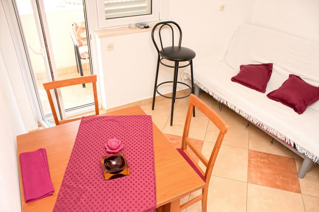 Apartments Dani Makarska Ruang foto